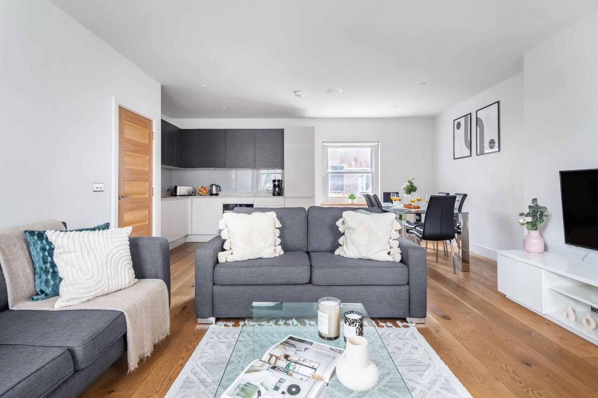 2Br In Soho - Charlotte Street - Cityapartmentstay Лондон Екстериор снимка